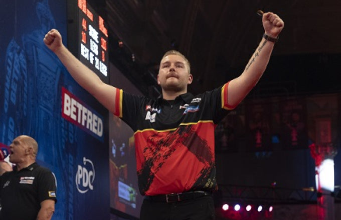 Van den Bergh & Price set for seismic showdown in Blackpool