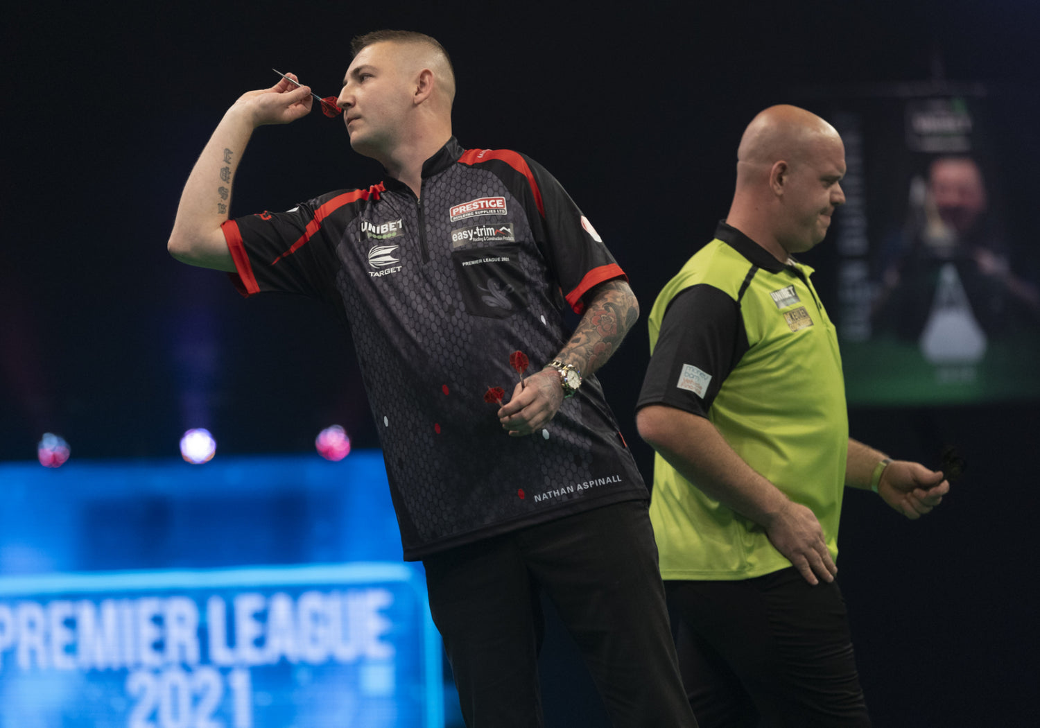 Aspinall hoping to continue 'childhood dream' against MvG
