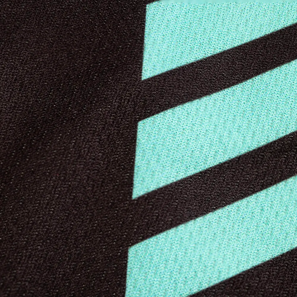 BREATHABLE MICROFIBRE